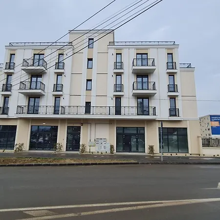 Apartment Jafar 4 - 1br With Private Balcony *