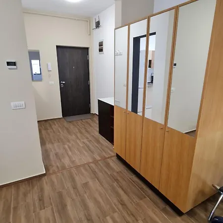 Jafar 4 - 1Br Apartment With Private Balcony Apartmán