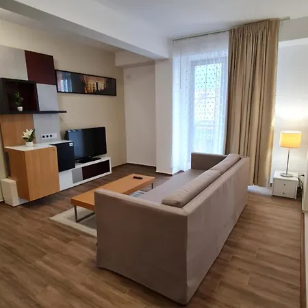 Jafar 4 - 1Br Apartment With Private Balcony Apartmán *